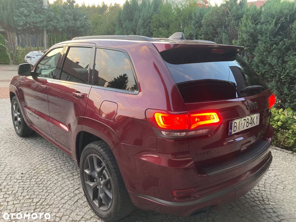 Jeep Grand Cherokee - 20