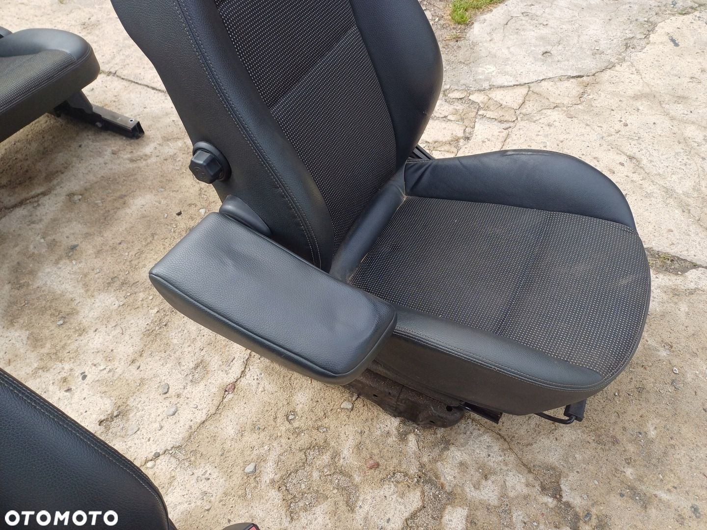 fotele fotel kanapa 7 osob OPEL ZAFIRA B 05-08R - 9