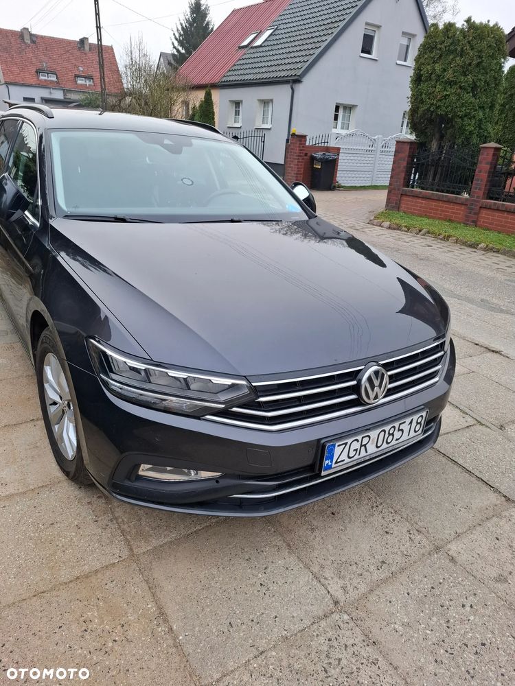 Volkswagen Passat 2.0 TDI (BlueMotion Technology) DSG Comfortline - 9