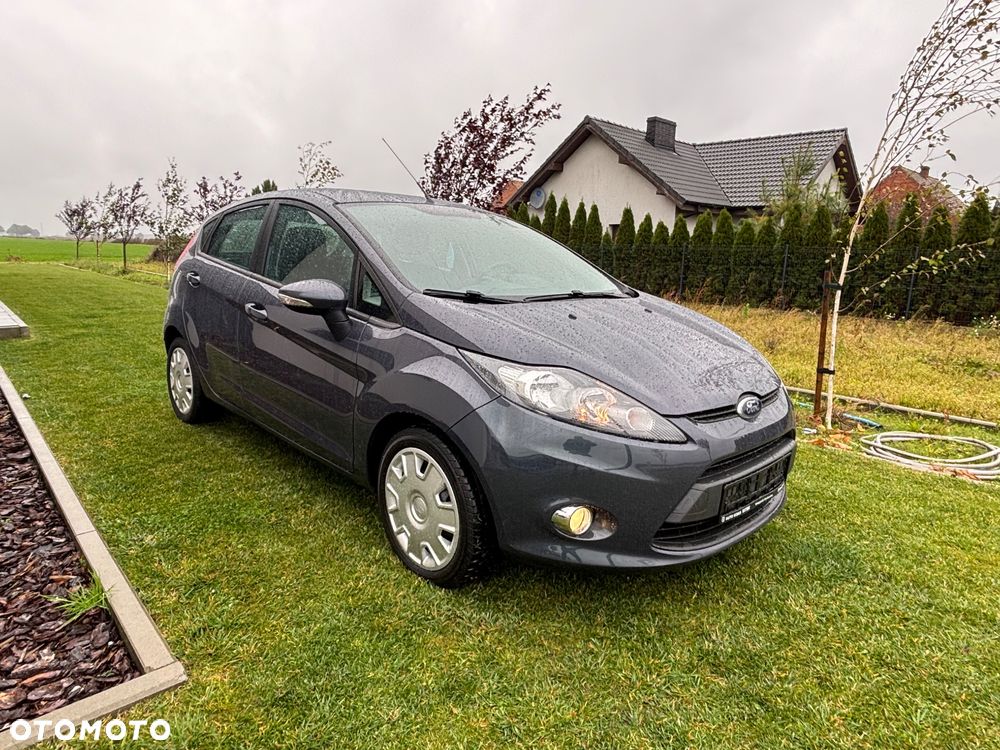 Ford Fiesta 2012 photo 3