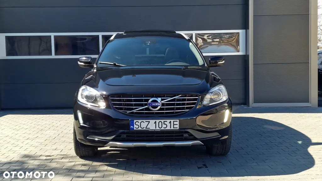 Volvo XC 60 D5 AWD Geartronic Summum - 7