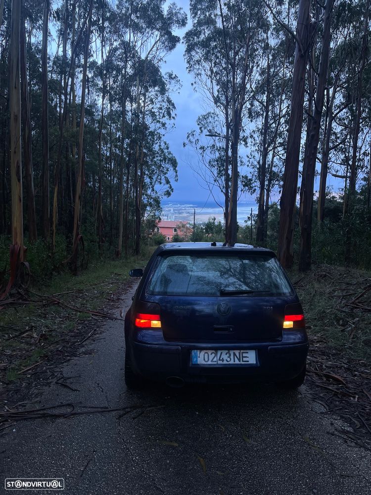 VW Golf 1.9 TDi Highline - 11