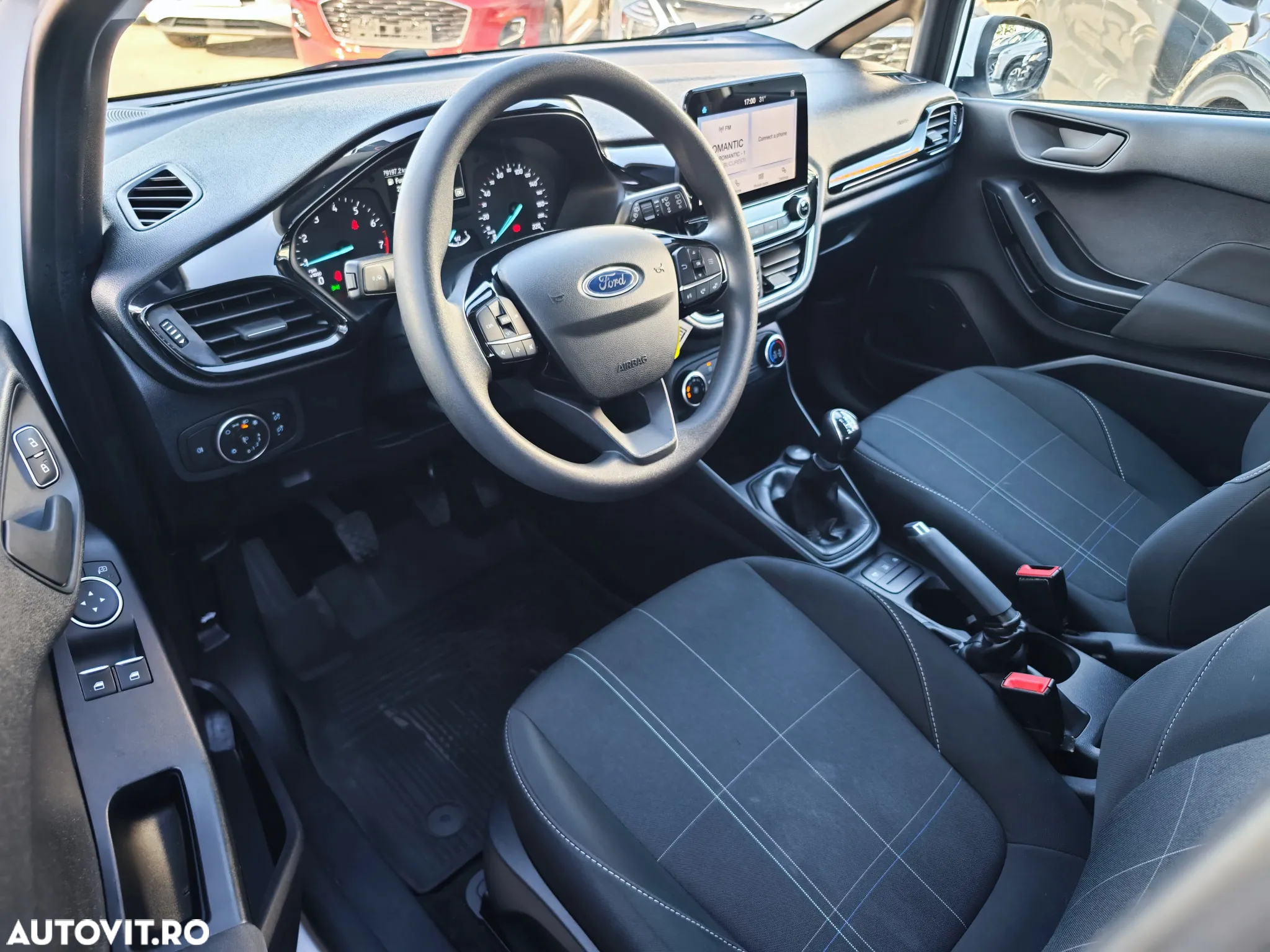 Ford Fiesta 1.1 Trend - 12