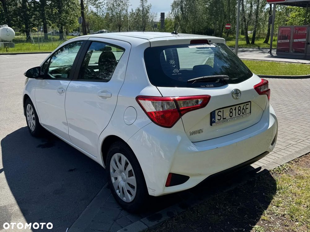 Toyota Yaris 1.5 Active - 4