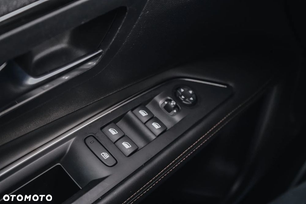 Peugeot 3008 1.2 PureTech GT S&S - 35