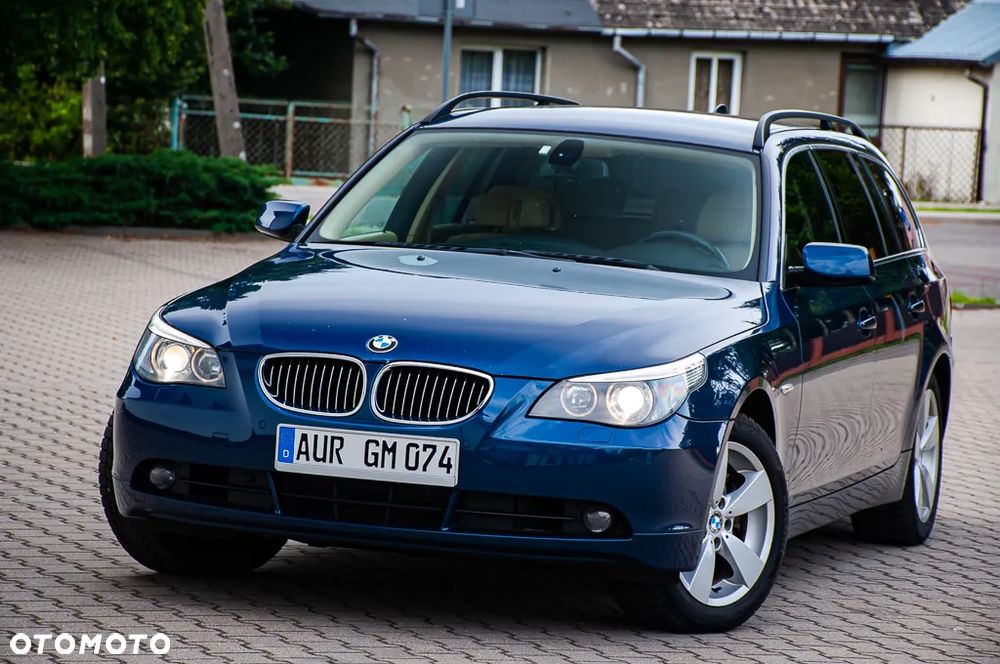 BMW Seria 5 530xi Touring - 12