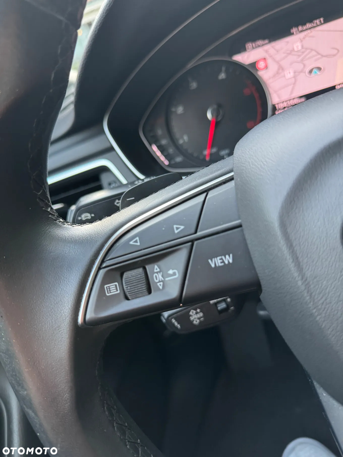 Audi A4 Avant 30 TDI S tronic - 28