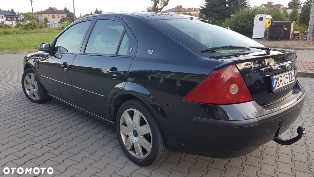 Ford Mondeo 2.5 V6 Ghia - 7