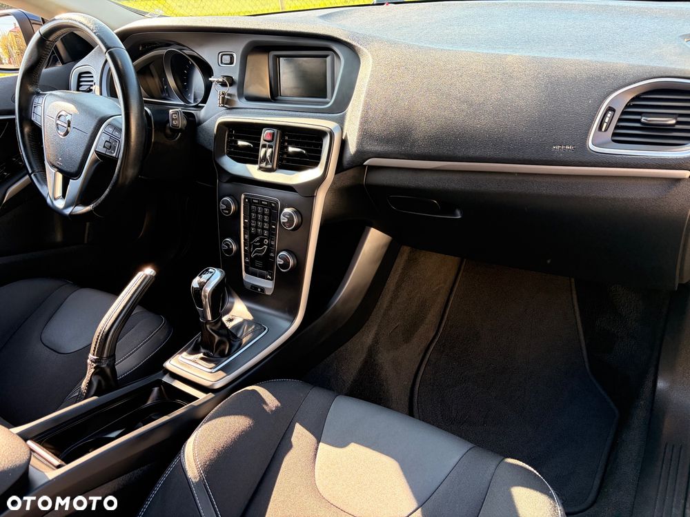 Volvo V40 - 17