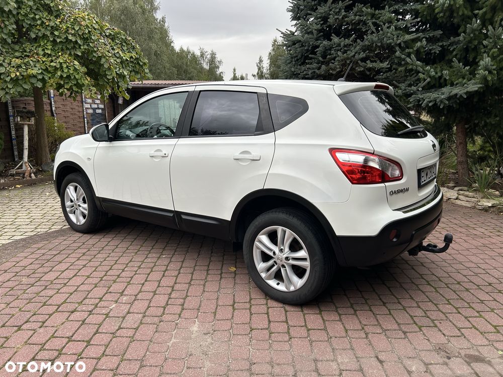 Nissan Qashqai 2012 photo 4