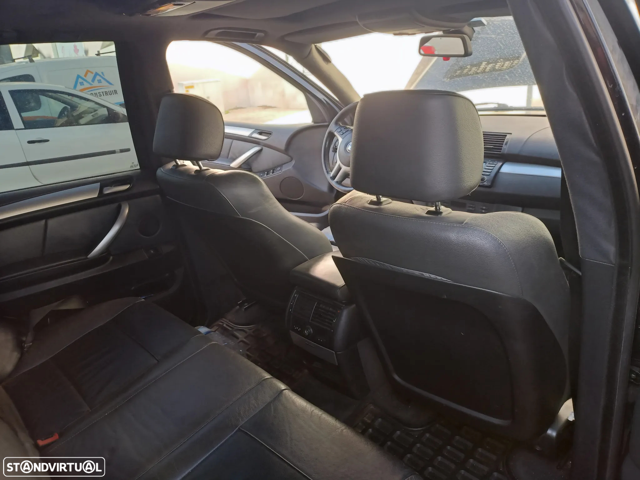 BMW X5 4.4 - 8