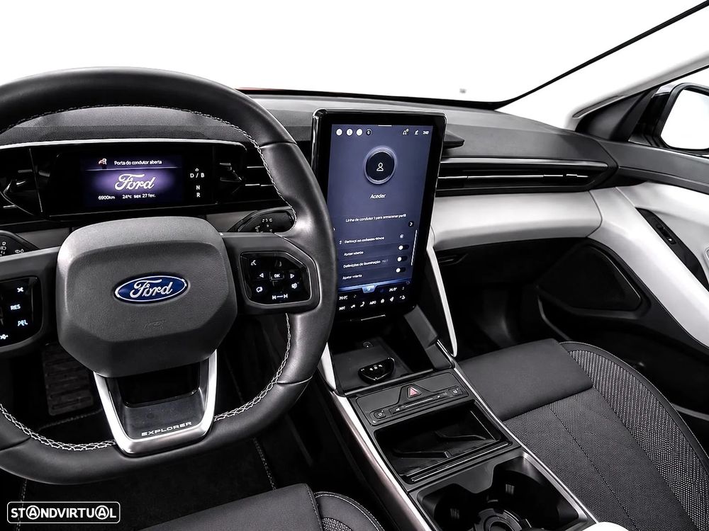 Ford Explorer 79 kWh Premium - 16