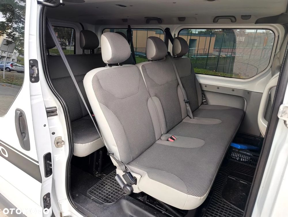 Opel Vivaro - 9