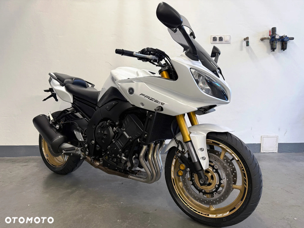 Yamaha FZ8