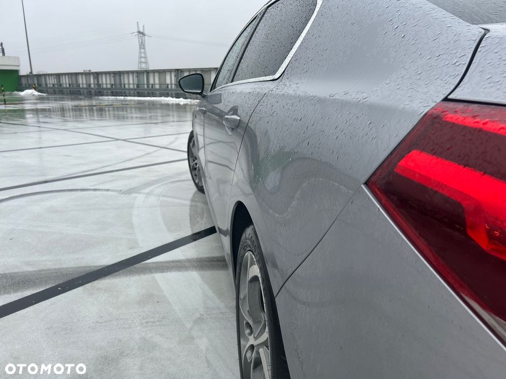 Peugeot 508 RXH 2.0 HDi HYbrid4 - 11