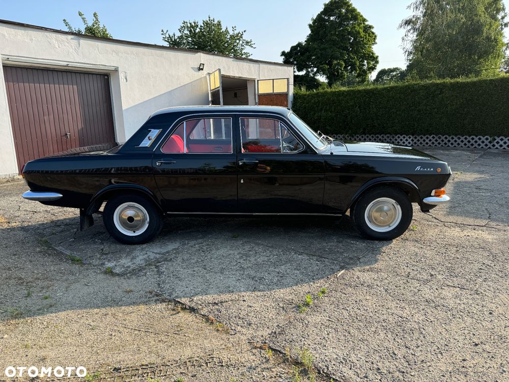 Wołga GAZ-24 - 4