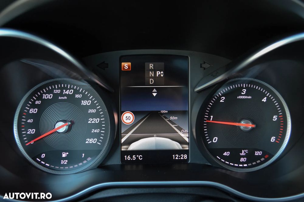 Mercedes-Benz C 200 (BlueTEC) d 7G-TRONIC Exclusive - 11