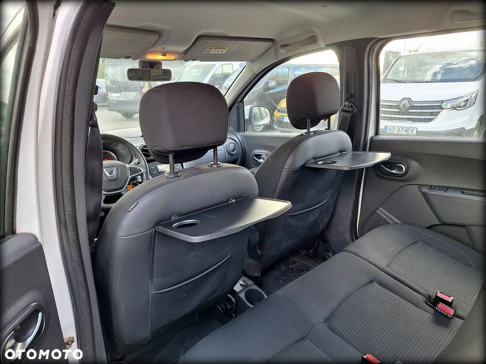 Dacia Lodgy 1.6 SCe Laureate S&S - 8