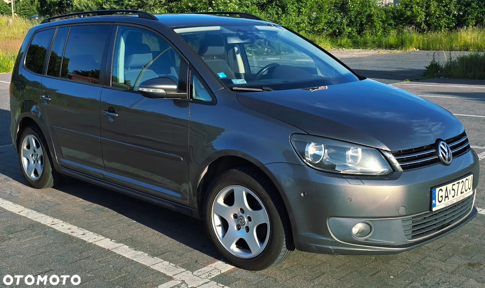 Volkswagen Touran 1.6 TDI DPF BlueMot Comfortline - 21