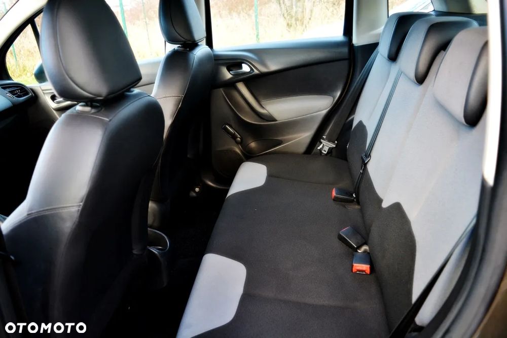 Citroën C3 1.4 HDi Attraction - 12