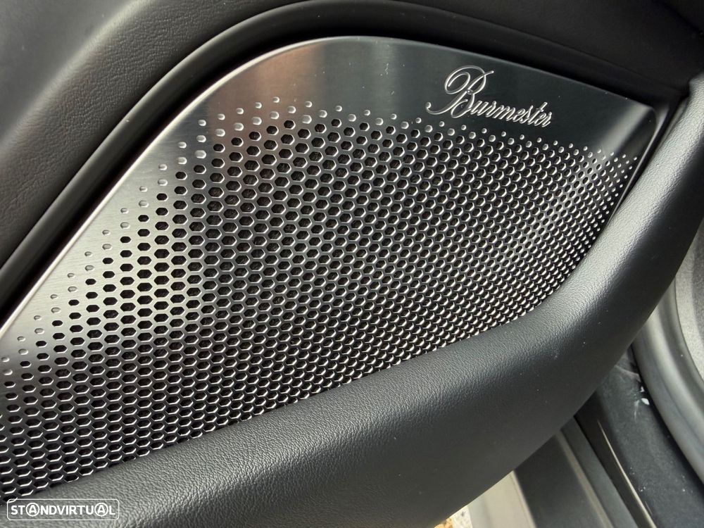 Porsche Taycan Cross Turismo Turbo - 33