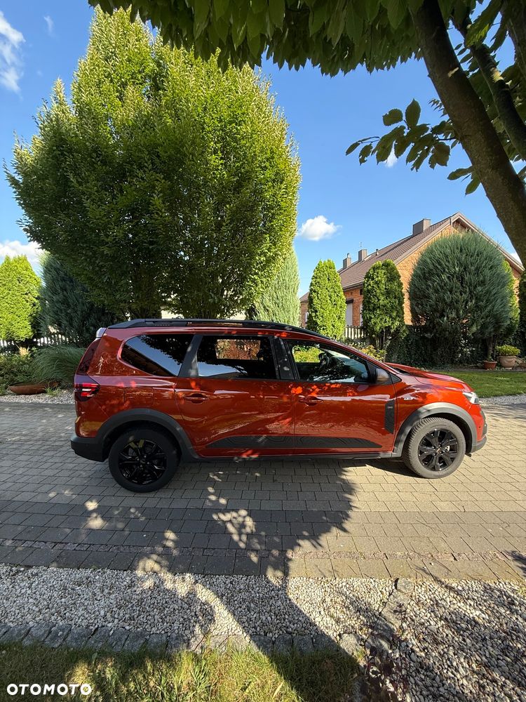 Dacia Jogger 1.6 Full Hybrid 140 Extreme+ MMT 7os - 8