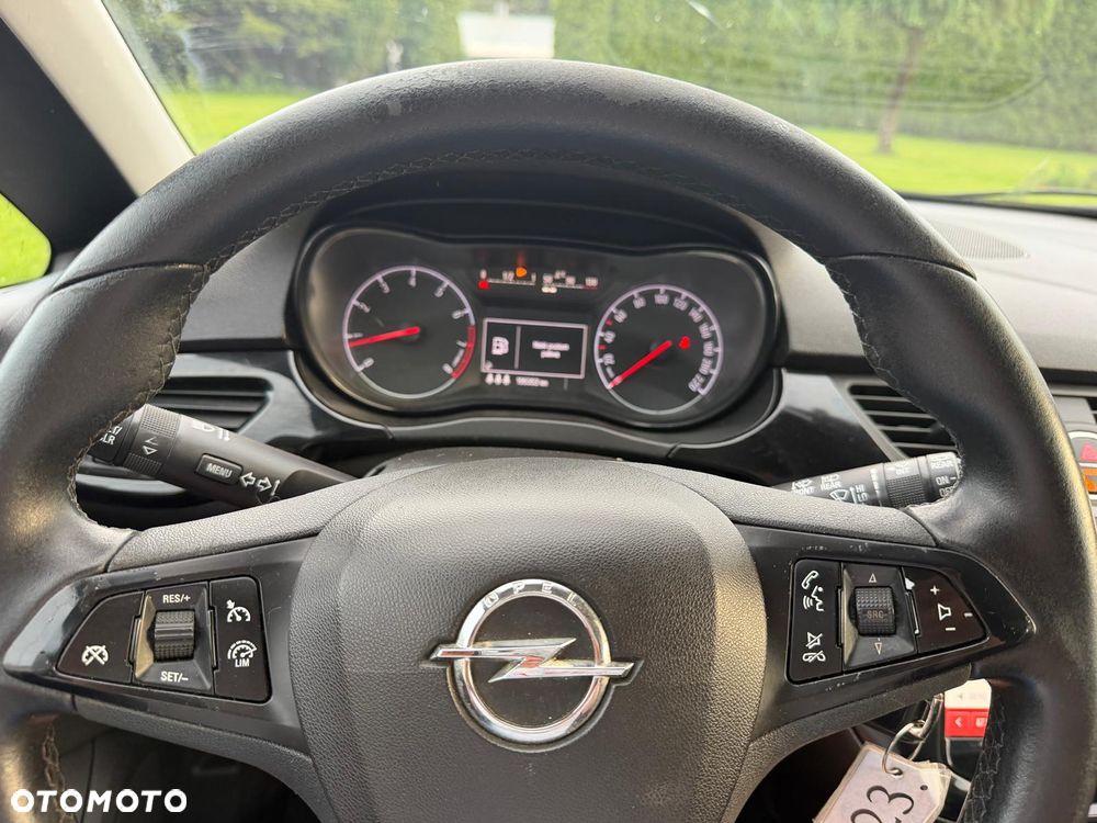 Opel Corsa 1.4 Innovation - 18