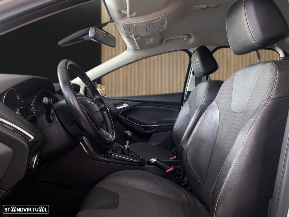 Ford Focus 1.5 TDCi DPF S&S Titanium - 5