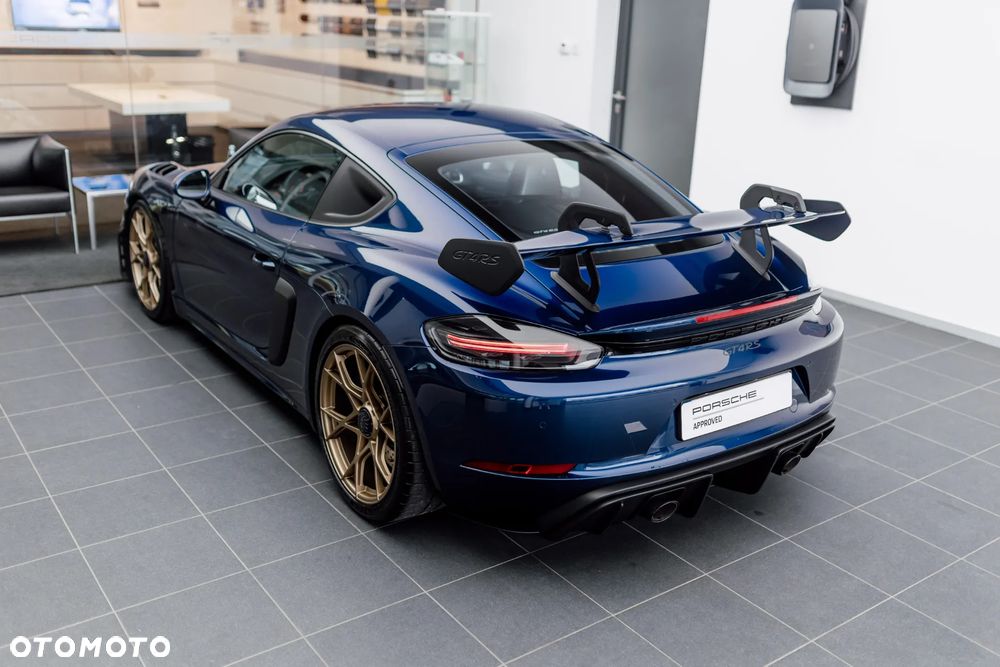 Porsche 718 Cayman - 13