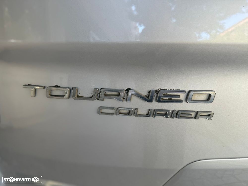 Ford Tourneo Courier 1.0 EcoBoost Ambiente - 14