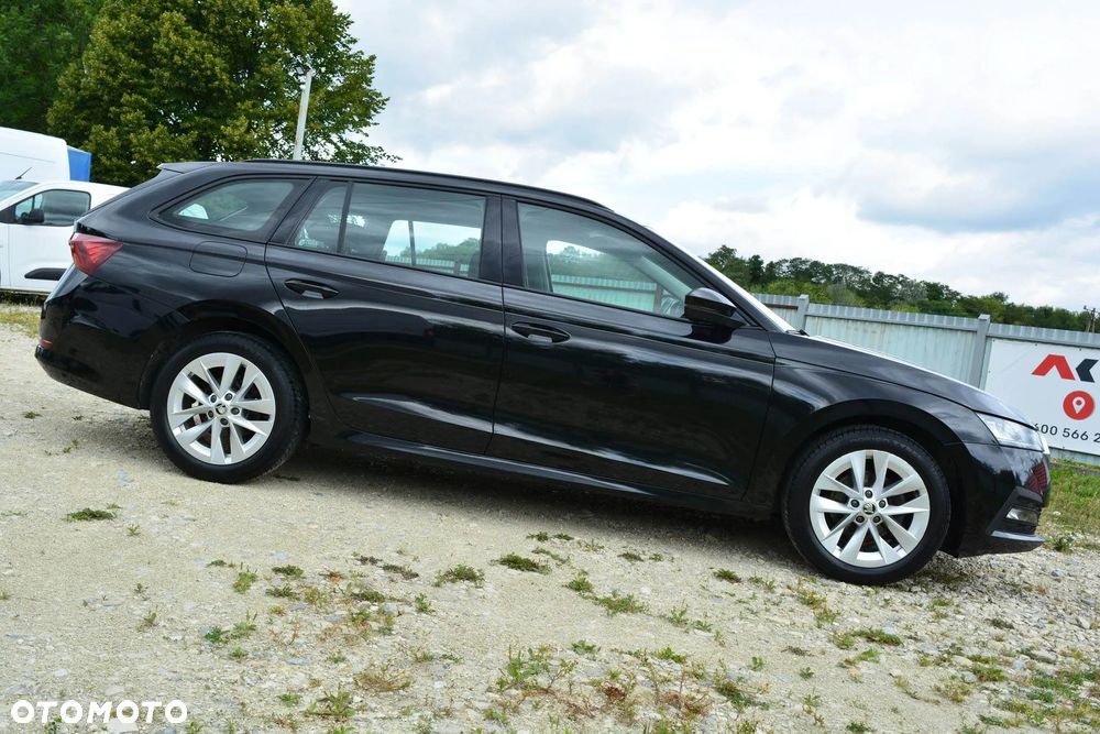 Skoda Octavia 1.5 TSI ACT Ambition - 9