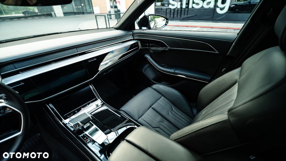 Audi A8 - 23