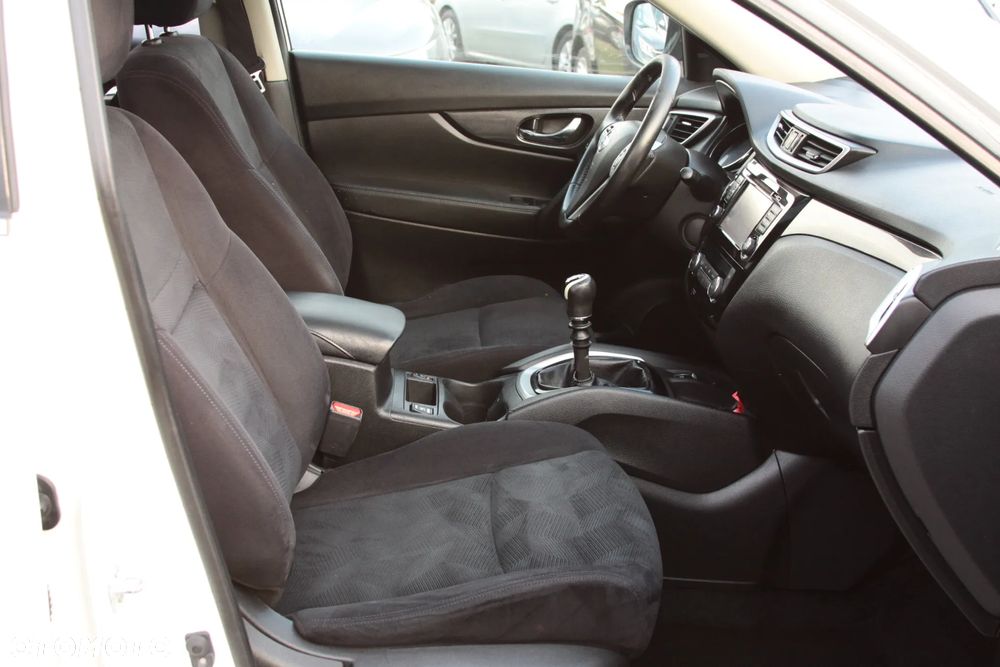 Nissan X-Trail 1.6 DCi N-Connecta - 15