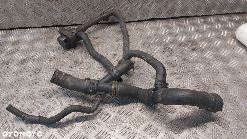 MAGISTRALA PRZEWÓD RURA WODY SKODA OCTAVIA II RS 06F122101A 1K0122063D - 1