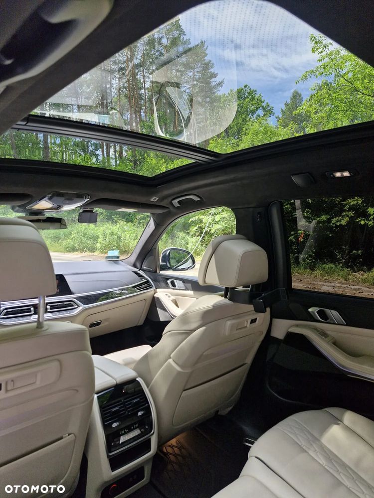 BMW X7 - 11