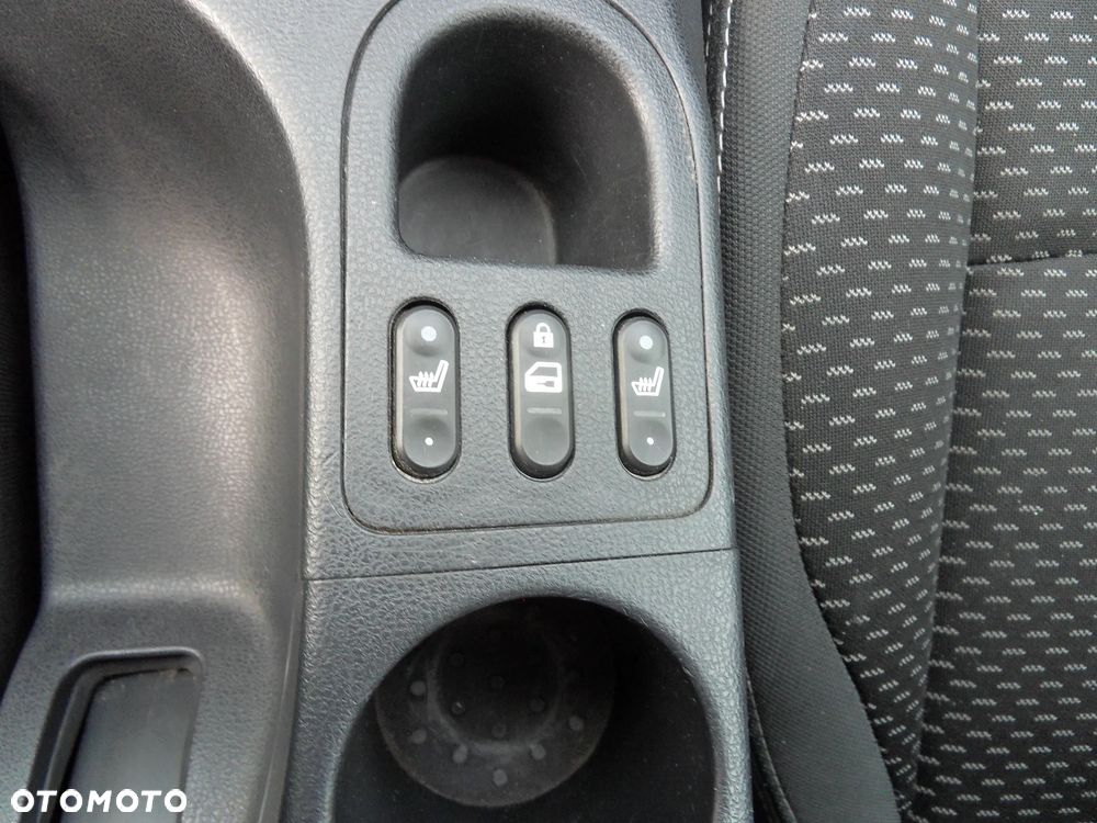 Nissan Qashqai 1.6 dCi DPF Start/Stop tekna - 16