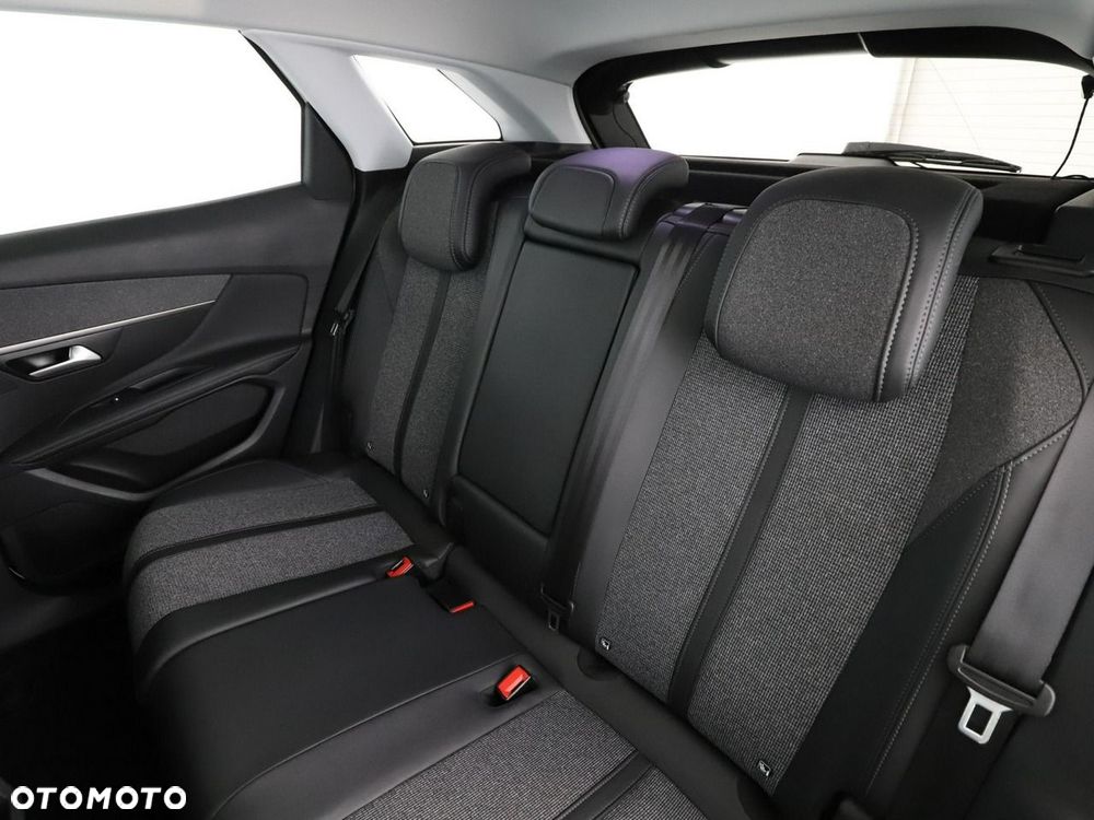Peugeot 3008 BlueHDi 130 Stop & Start EAT8 Allure Business-Paket - 18