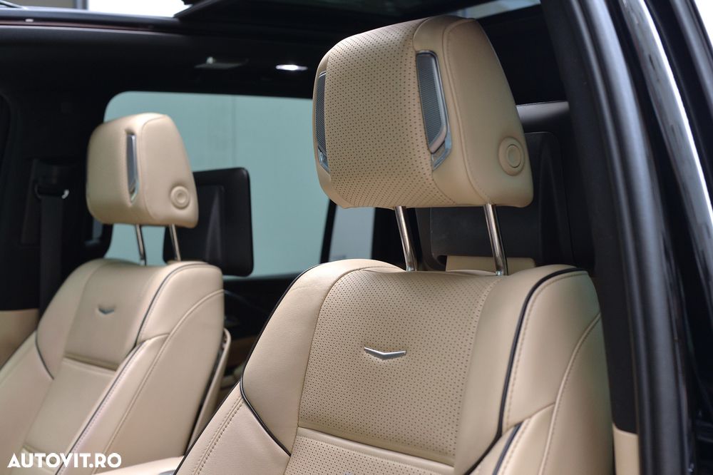Cadillac Escalade ESV 6.2 V8 AWD AT Platinum - 22