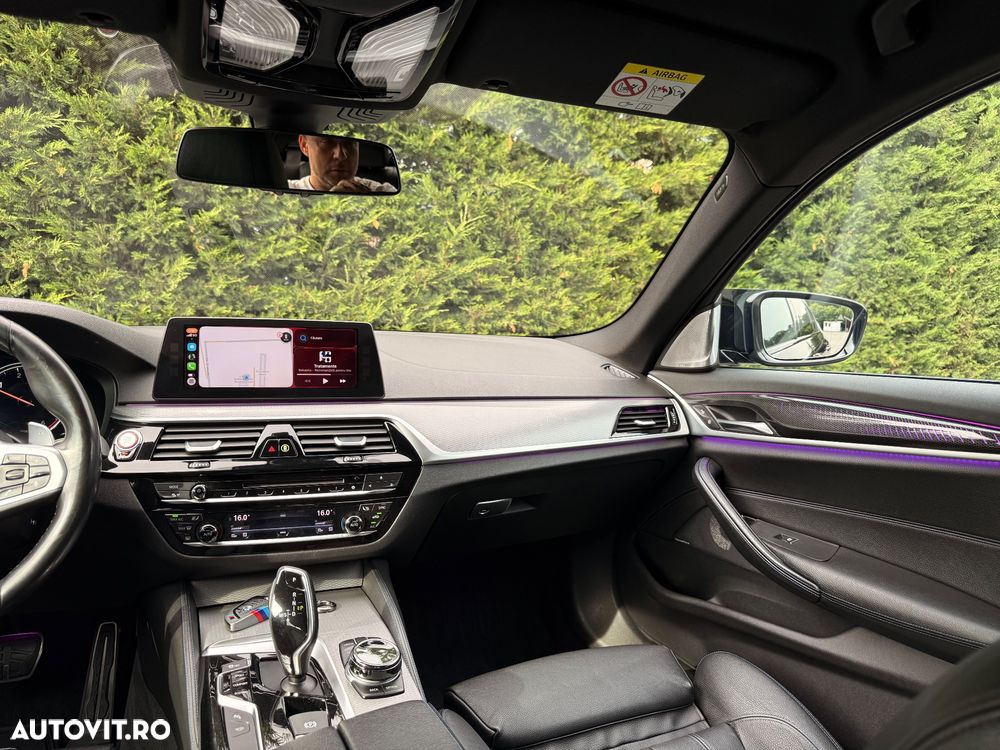 BMW Seria 5 530d xDrive AT - 14