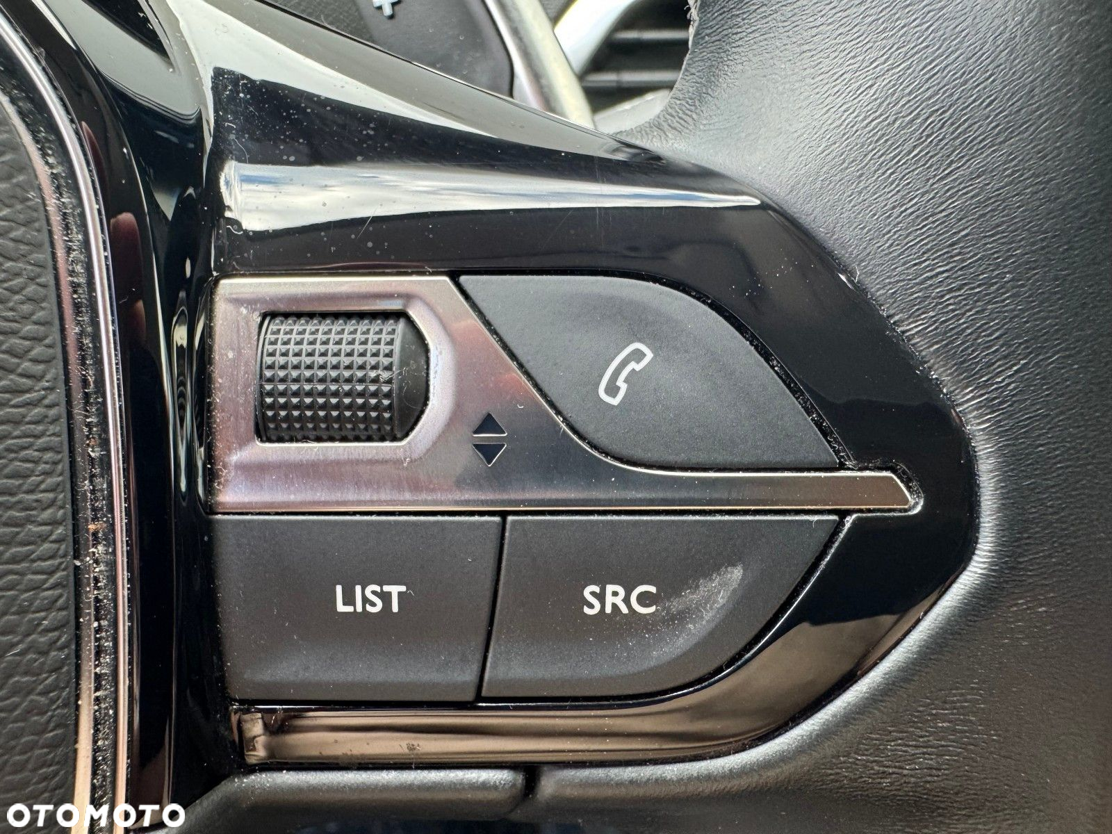 Peugeot 3008 - 22