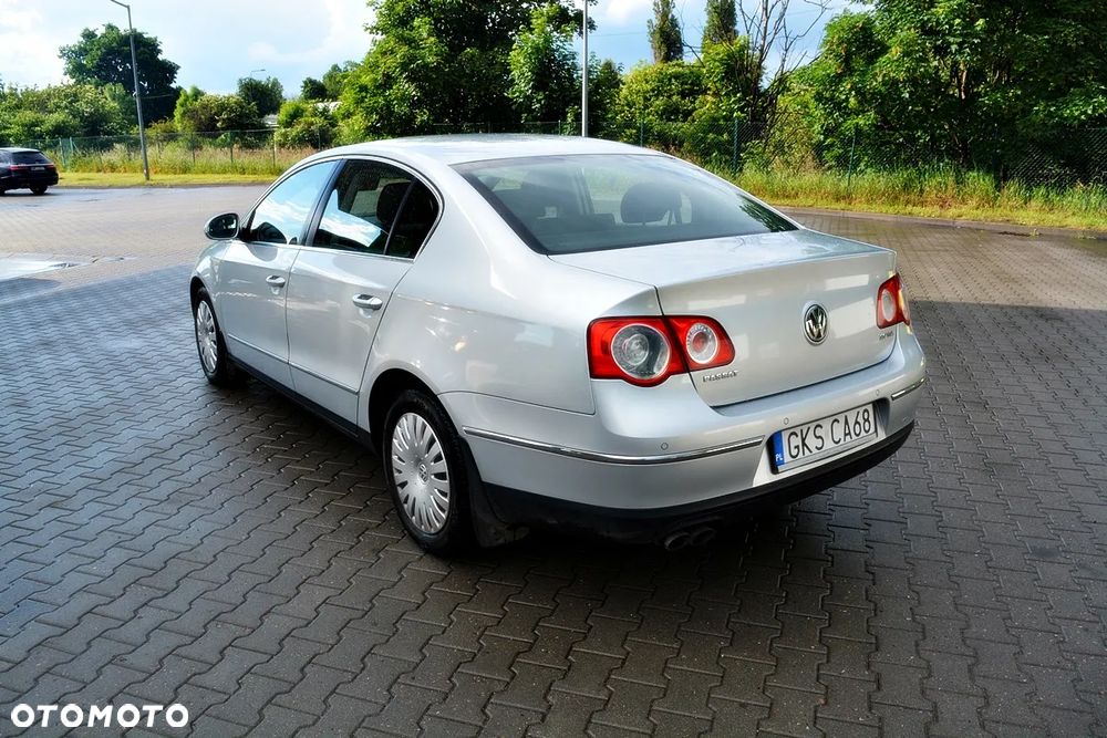 Volkswagen Passat 2.0 TDI DPF Comfortline DSG - 8