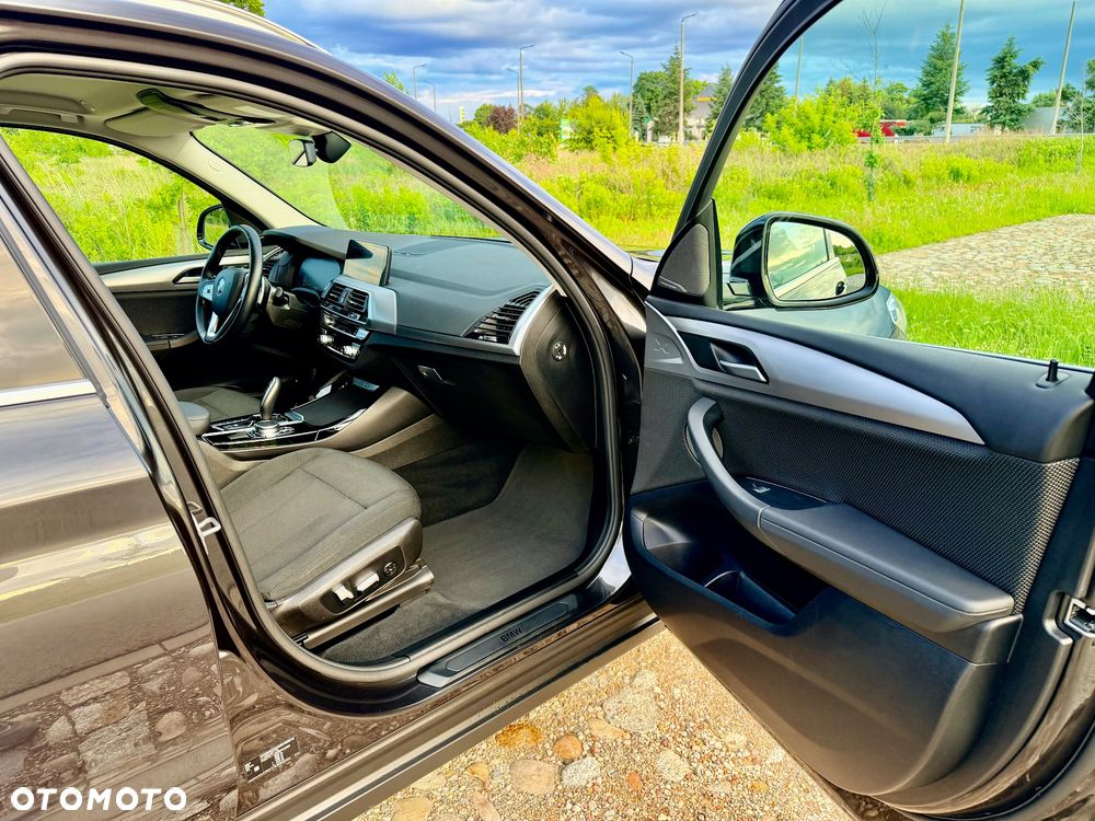 BMW X3 xDrive30e Business Edition sport - 31