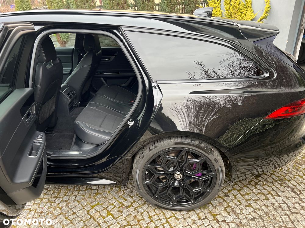 Jaguar XF 2.0 i4D R-Sport - 12