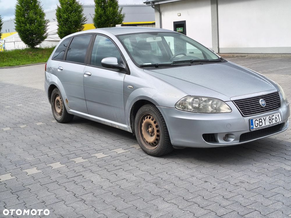 Fiat Croma 1.9 JTD Emotion - 2