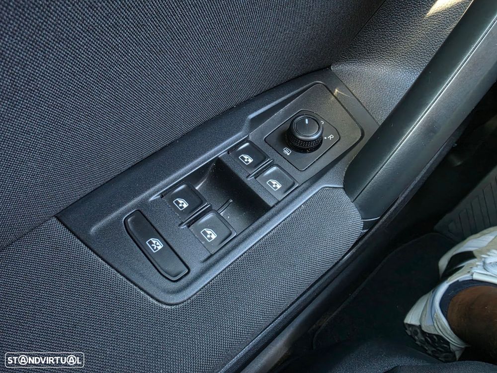 VW Tiguan 1.6 TDI Tech - 25