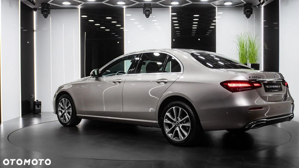Mercedes-Benz Klasa E 300 de 4-Matic Avantgarde - 5