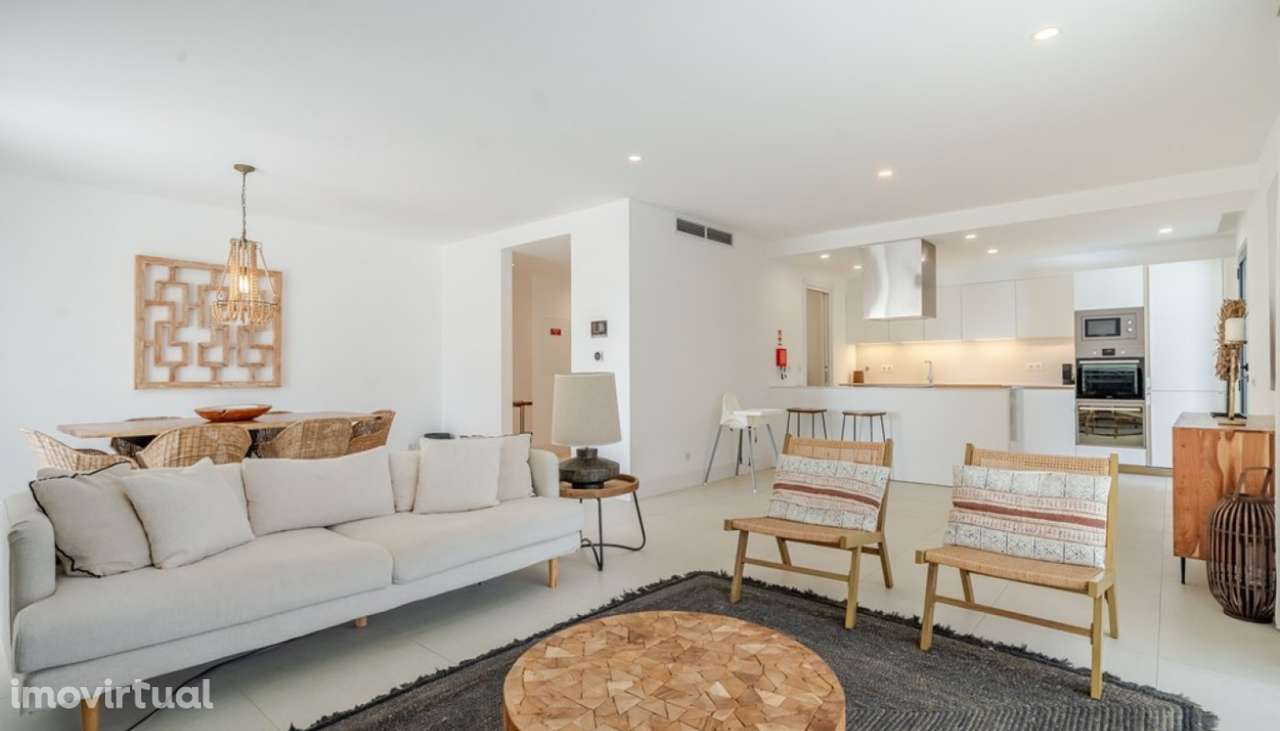 Fantástico Apartamento T3 com piscina para venda em Portimão, Algarv - Grande imagem: 2/26