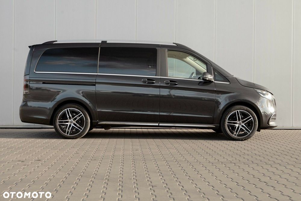 Mercedes-Benz Klasa V - 11