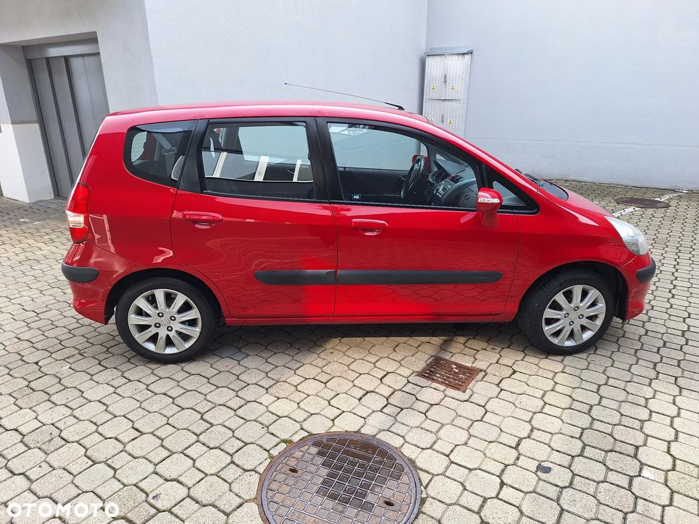 Honda Jazz 1.4 CVT ES - 23