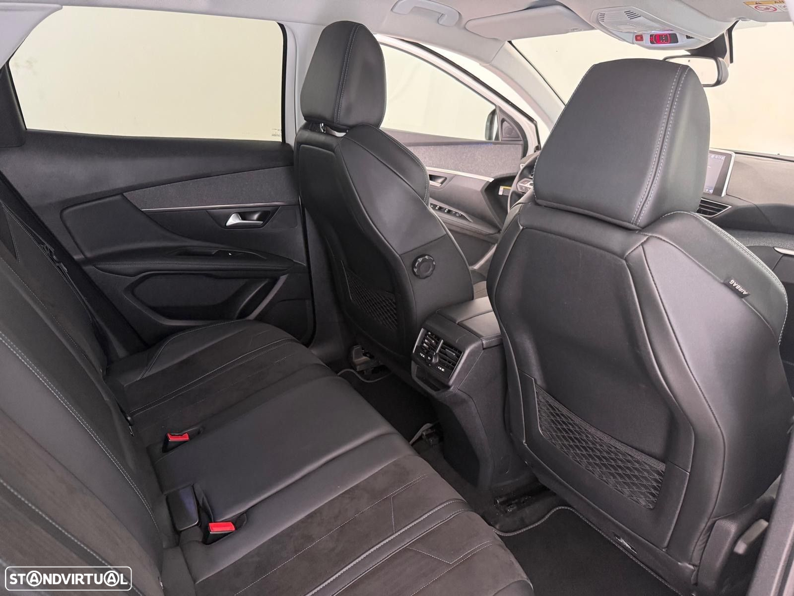 Peugeot 3008 1.5 BlueHDi Crossway EAT8 - 14